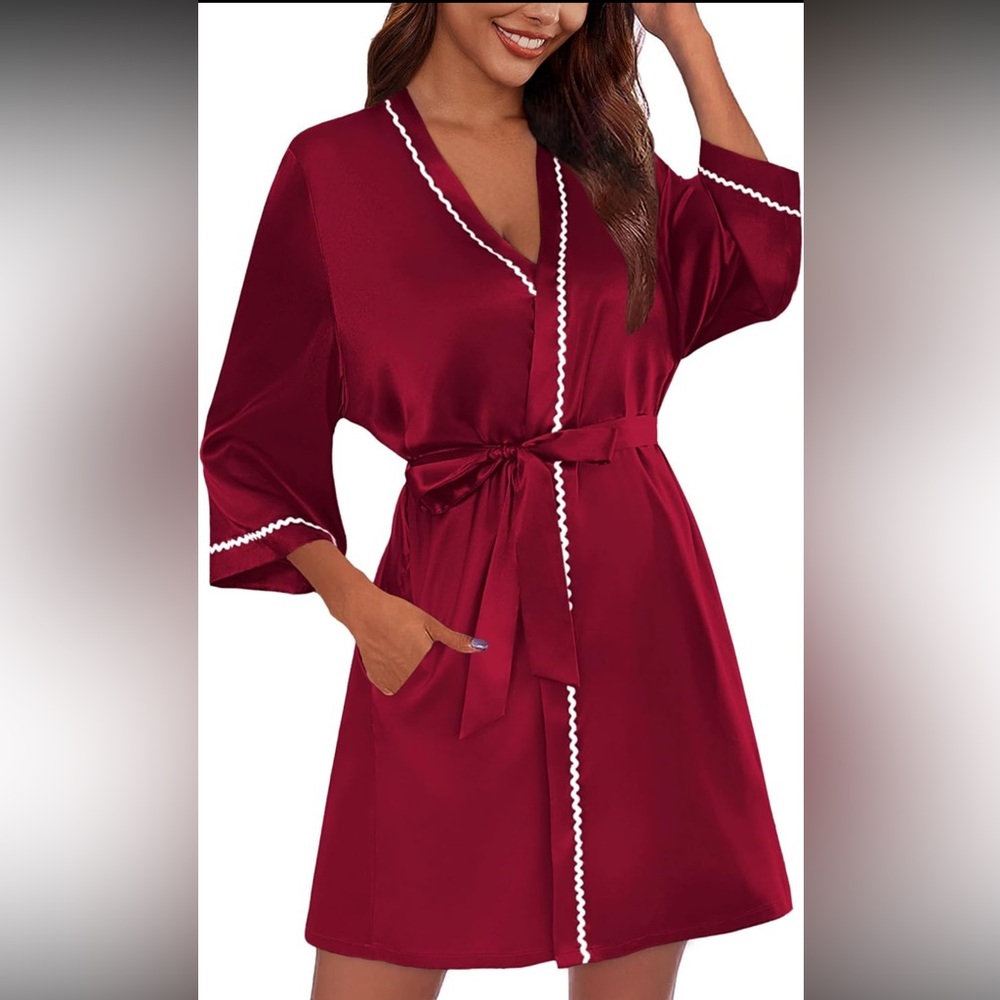 Elegant Burgundy Women's Satin Robe